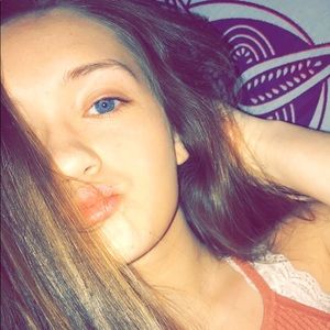 Meet your Posher, Lilly